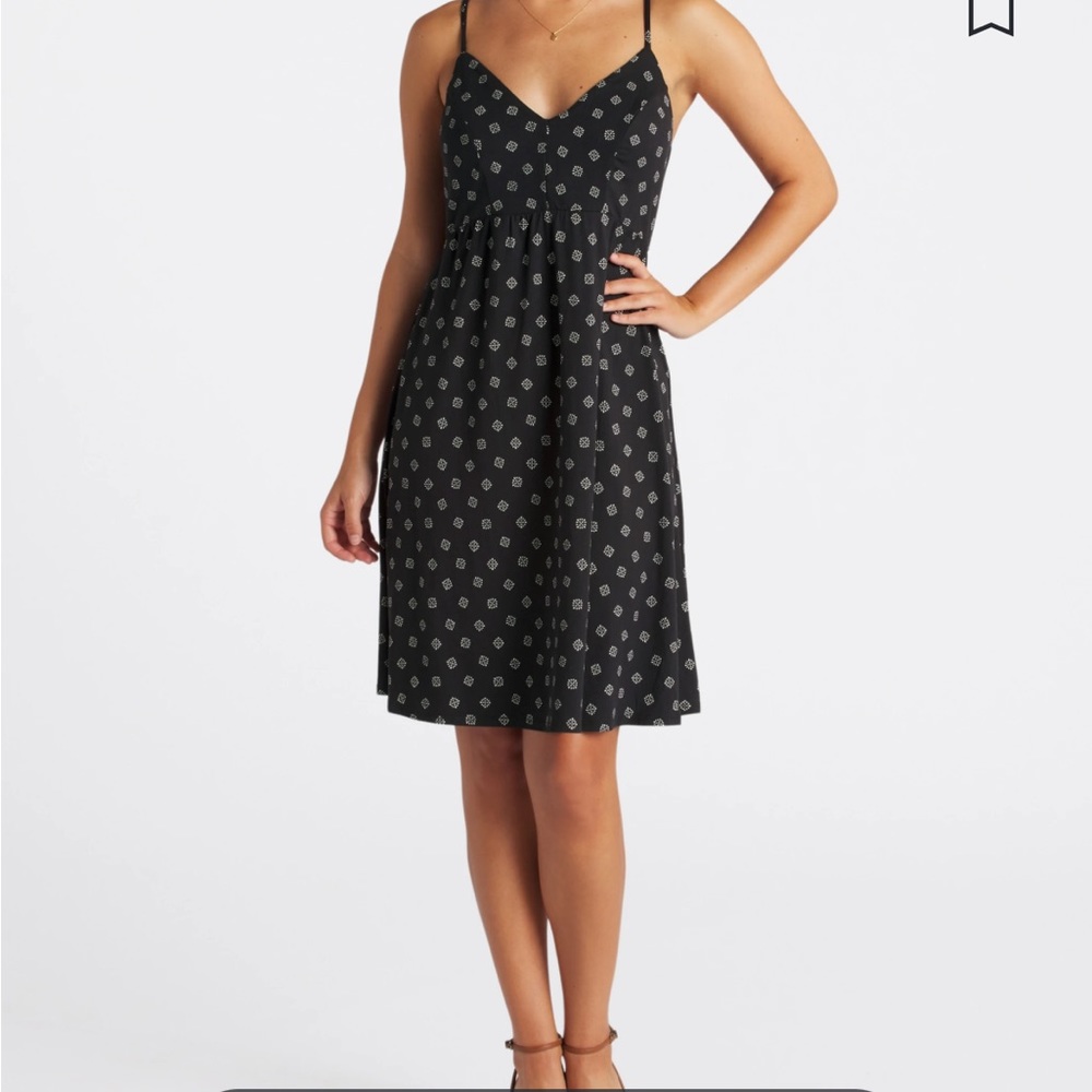 Medium petite knit 
Print
Relaxed
33.5"
Lining
Unlined
stretch